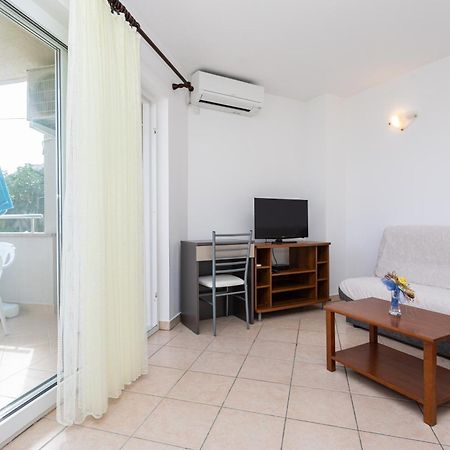 Apartments Crnekovic I Zarok 巴斯卡 外观 照片