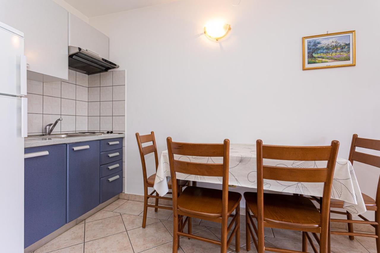 Apartments Crnekovic I Zarok 巴斯卡 外观 照片