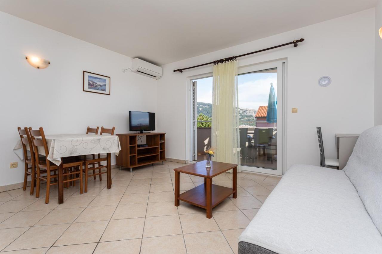 Apartments Crnekovic I Zarok 巴斯卡 外观 照片