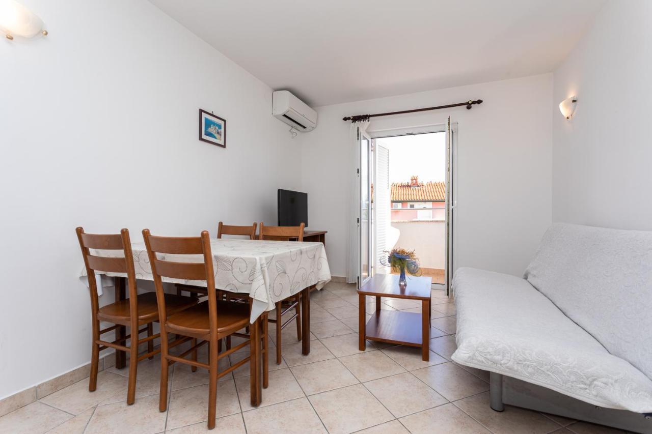 Apartments Crnekovic I Zarok 巴斯卡 外观 照片