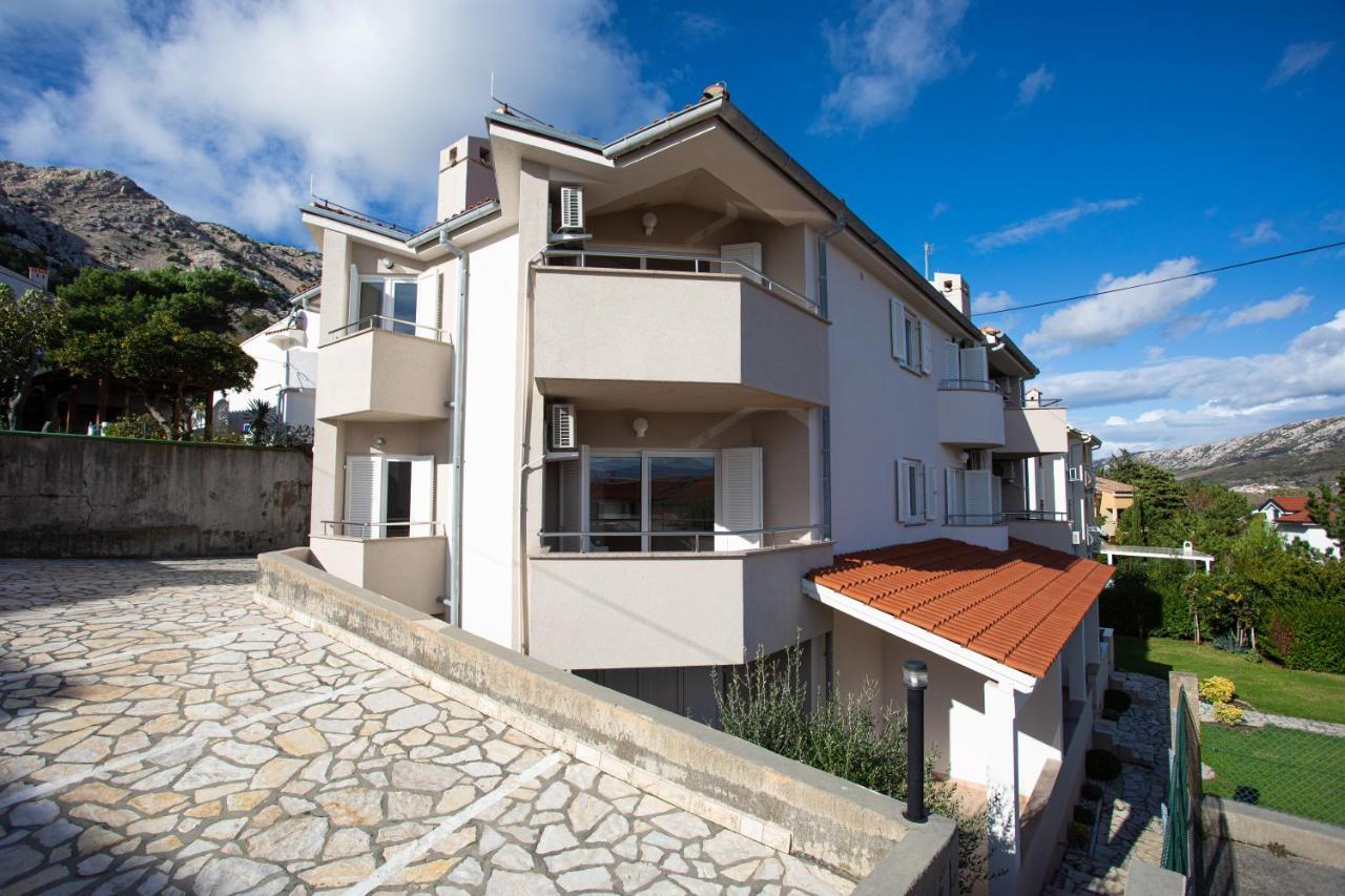 Apartments Crnekovic I Zarok 巴斯卡 外观 照片